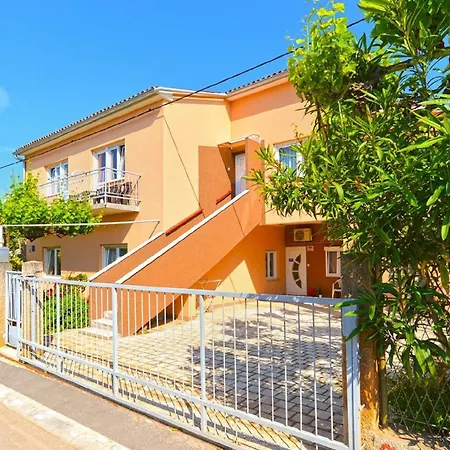 Appartement Fuer 8 Personen Ca 75 Qm In Fazana, Istrien Istrische Riviera Fažana