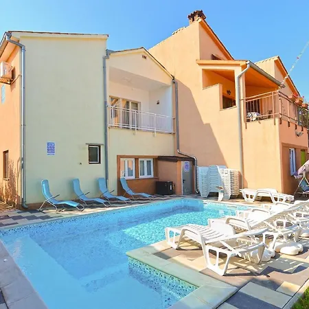 Fuer 8 Personen Ca 75 Qm In Fazana, Istrien Istrische Riviera
